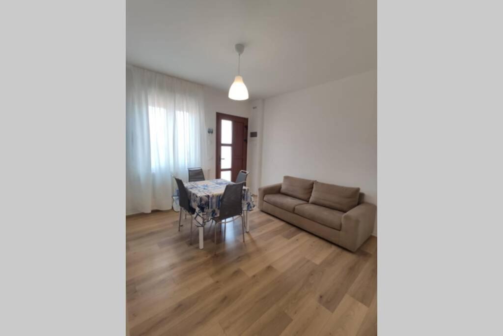 Ferienwohnung Delta D Piazza Marina- 50 Mt Dal Mare - Immobil Relax Lido di Jesolo Exterior foto